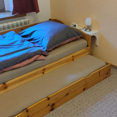 Ferienwohnung - 2 - Auf Einem Rustikalen 3 Seitenhof *
