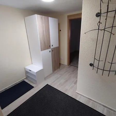 Ferienwohnung - 2 - Auf Einem Rustikalen 3 Seitenhof Daire Göda